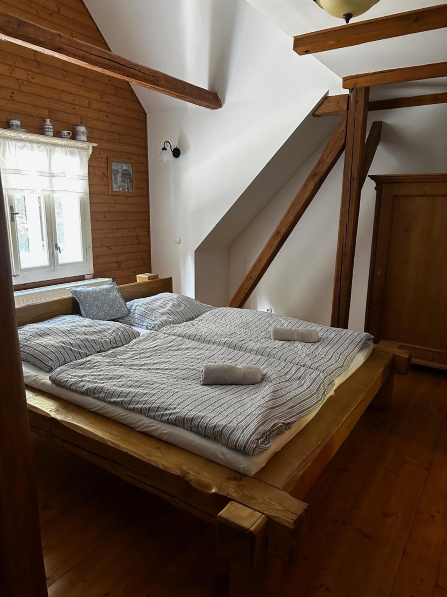 Roubenka Volsky Dul Spindleruv Mlyn